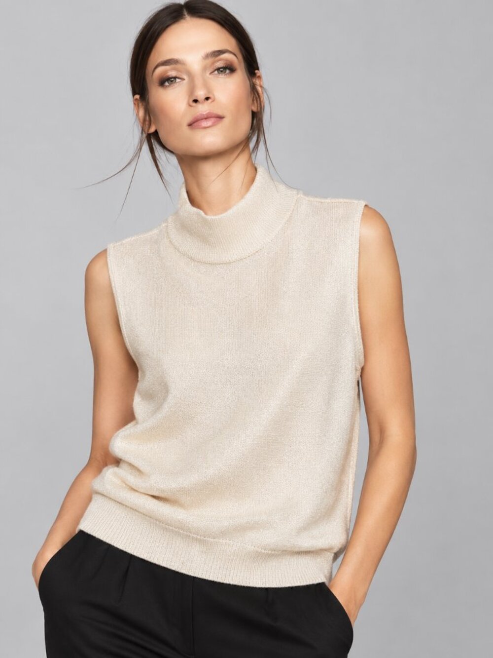 Liz Claiborne (Villager) Ivory Shimmer Knit Sleeveless Mock Neck Sweater